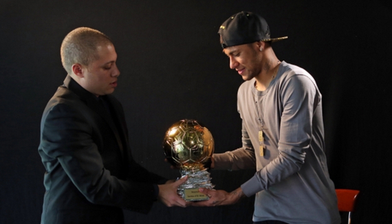 场均约2次 场均约2次